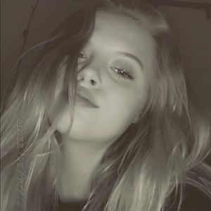 Meet your Posher, Nora